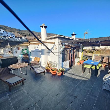 La Casa Rural De Paco Y Ana Pitres Εξωτερικό φωτογραφία