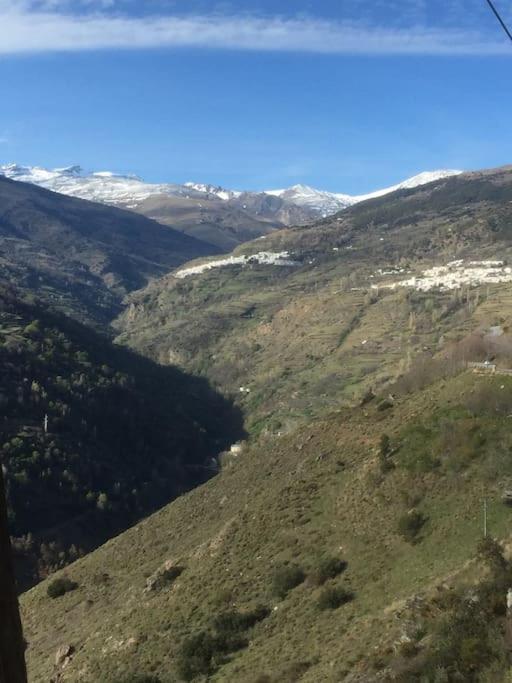 La Casa Rural De Paco Y Ana Pitres Εξωτερικό φωτογραφία