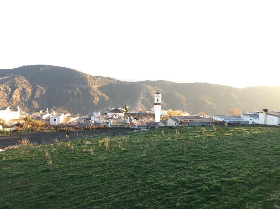 La Casa Rural De Paco Y Ana Pitres Εξωτερικό φωτογραφία