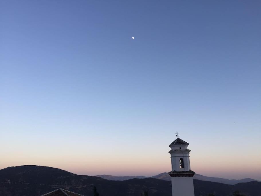 La Casa Rural De Paco Y Ana Pitres Εξωτερικό φωτογραφία
