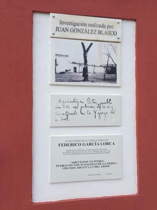 La Casa Rural De Paco Y Ana Pitres Εξωτερικό φωτογραφία